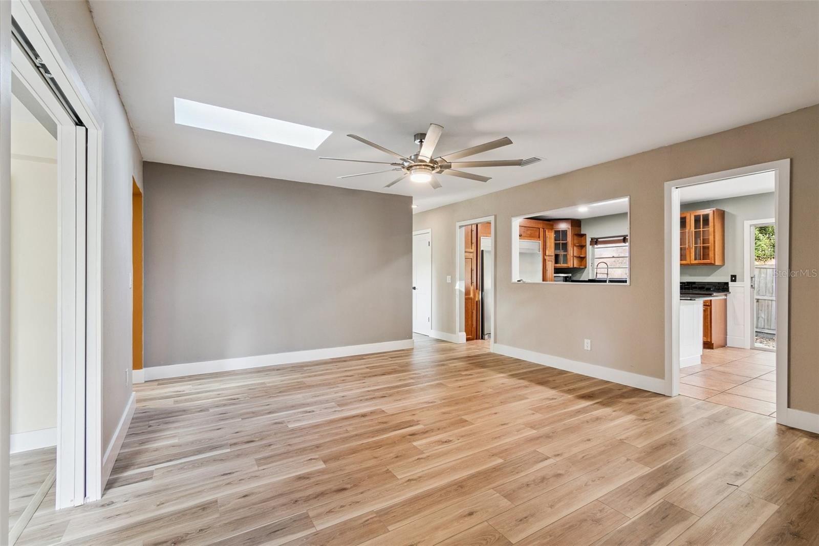 Image 5 of 26 For 3741 16th Place