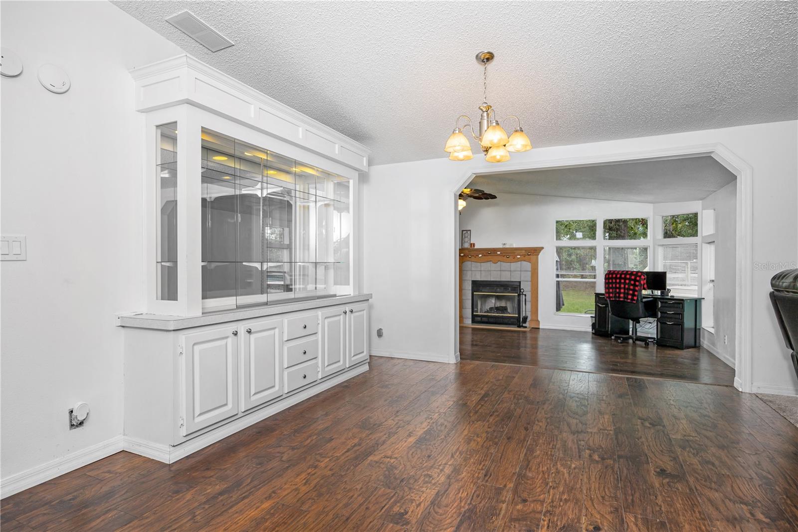 Image 16 of 44 For 19396 132nd Place