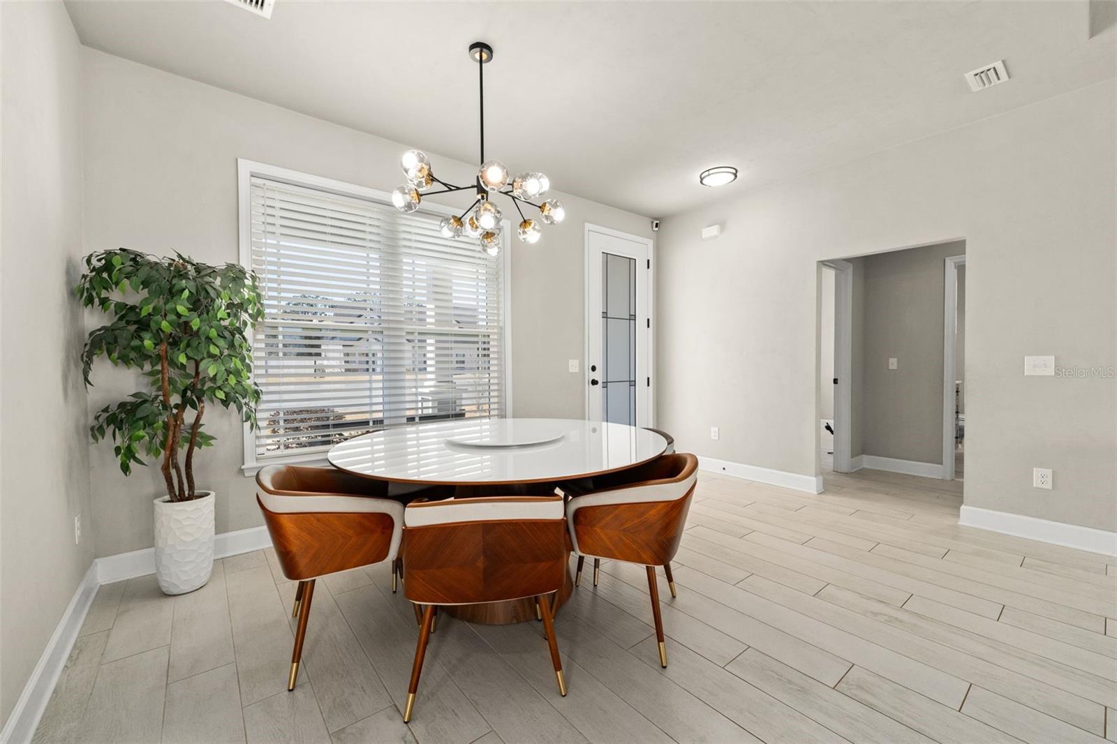 Image 11 of 54 For 24784 21st Lane