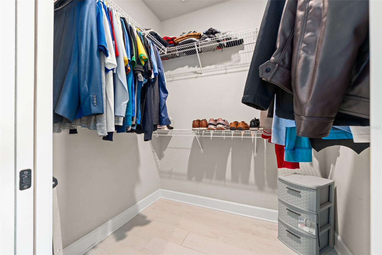 Image 29 of 54 For 24784 21st Lane