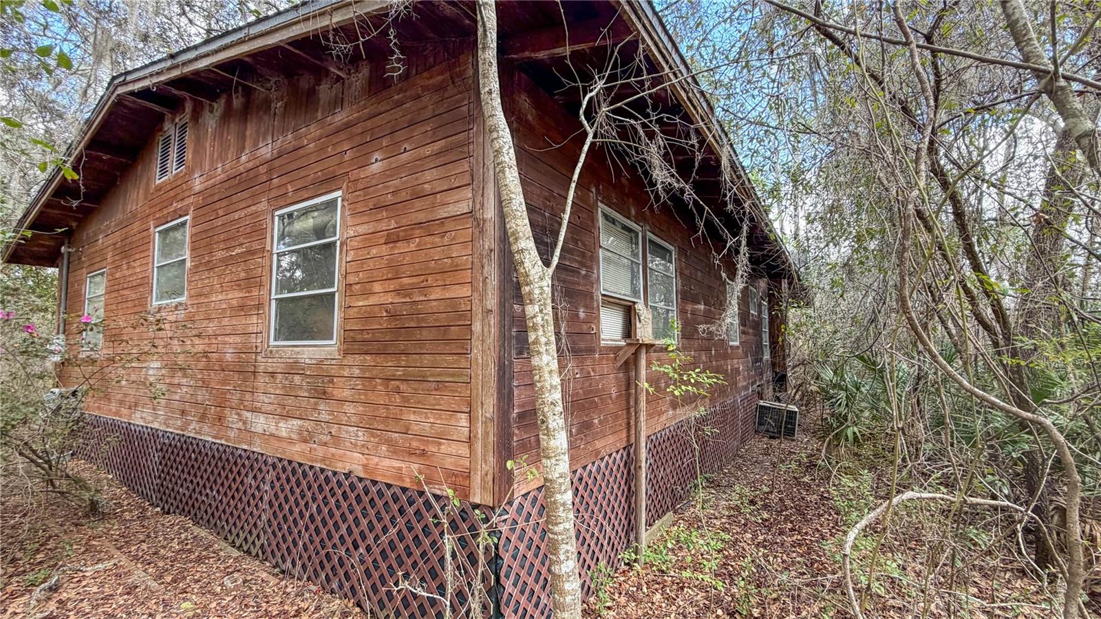 Image 15 of 36 For 237 Highland Drive