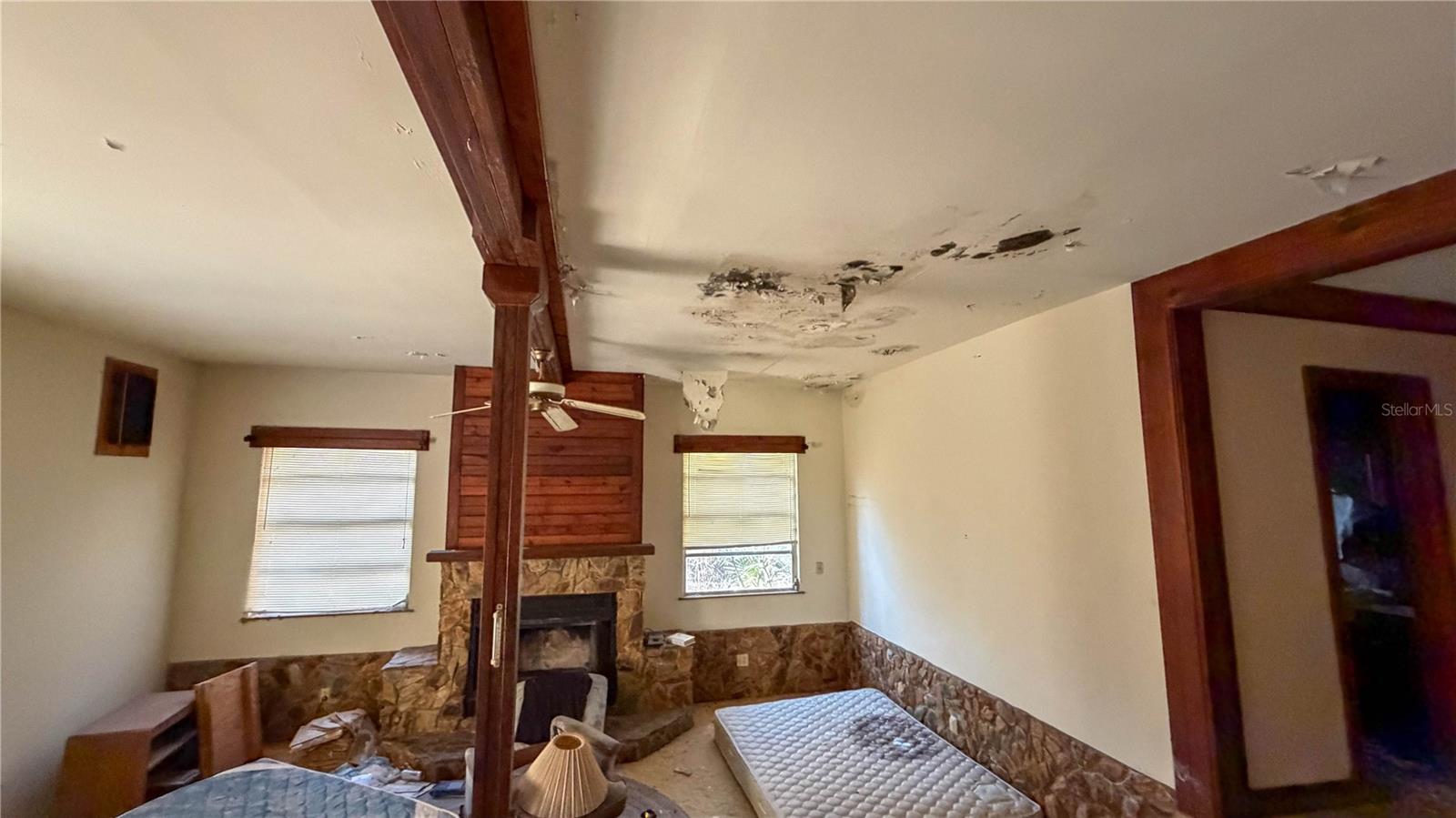 Image 22 of 36 For 237 Highland Drive