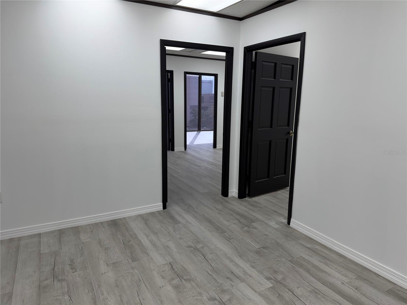 Image 2 of 12 For 233 Bay Street 606