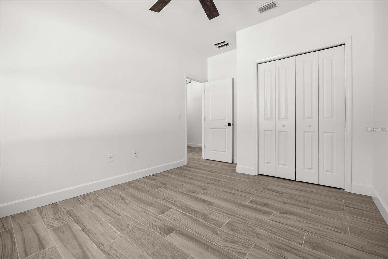 Image 26 of 28 For 1050 67th Way