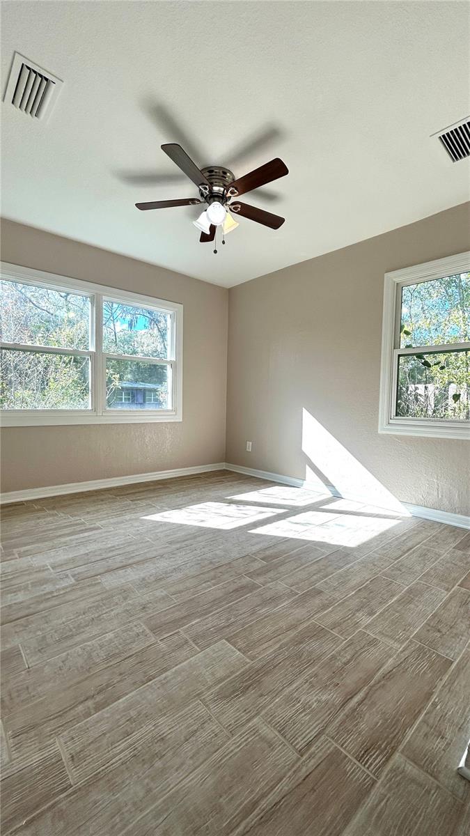 Image 18 of 20 For 2411 11th Street