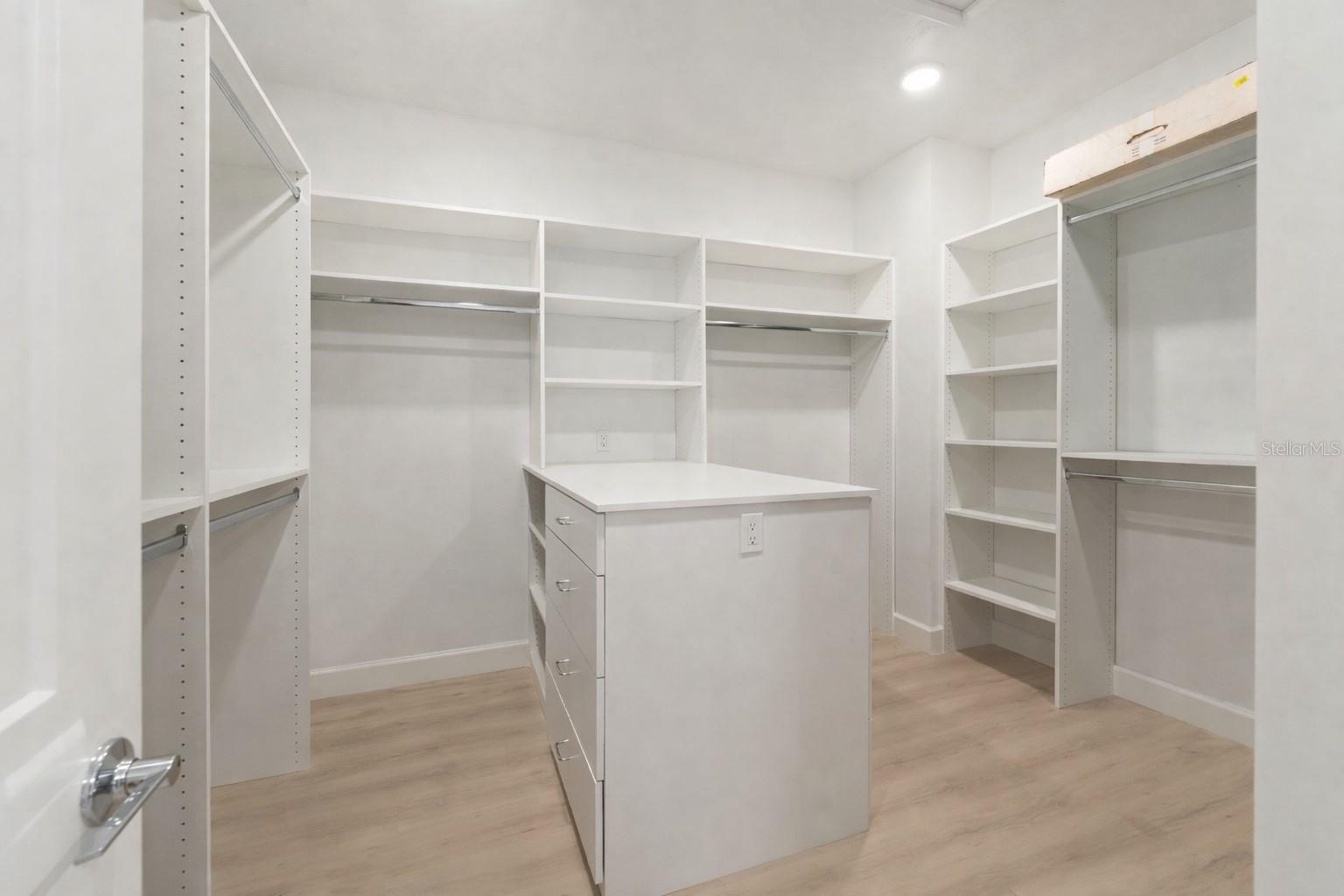 Image 25 of 55 For 3607 106th Street