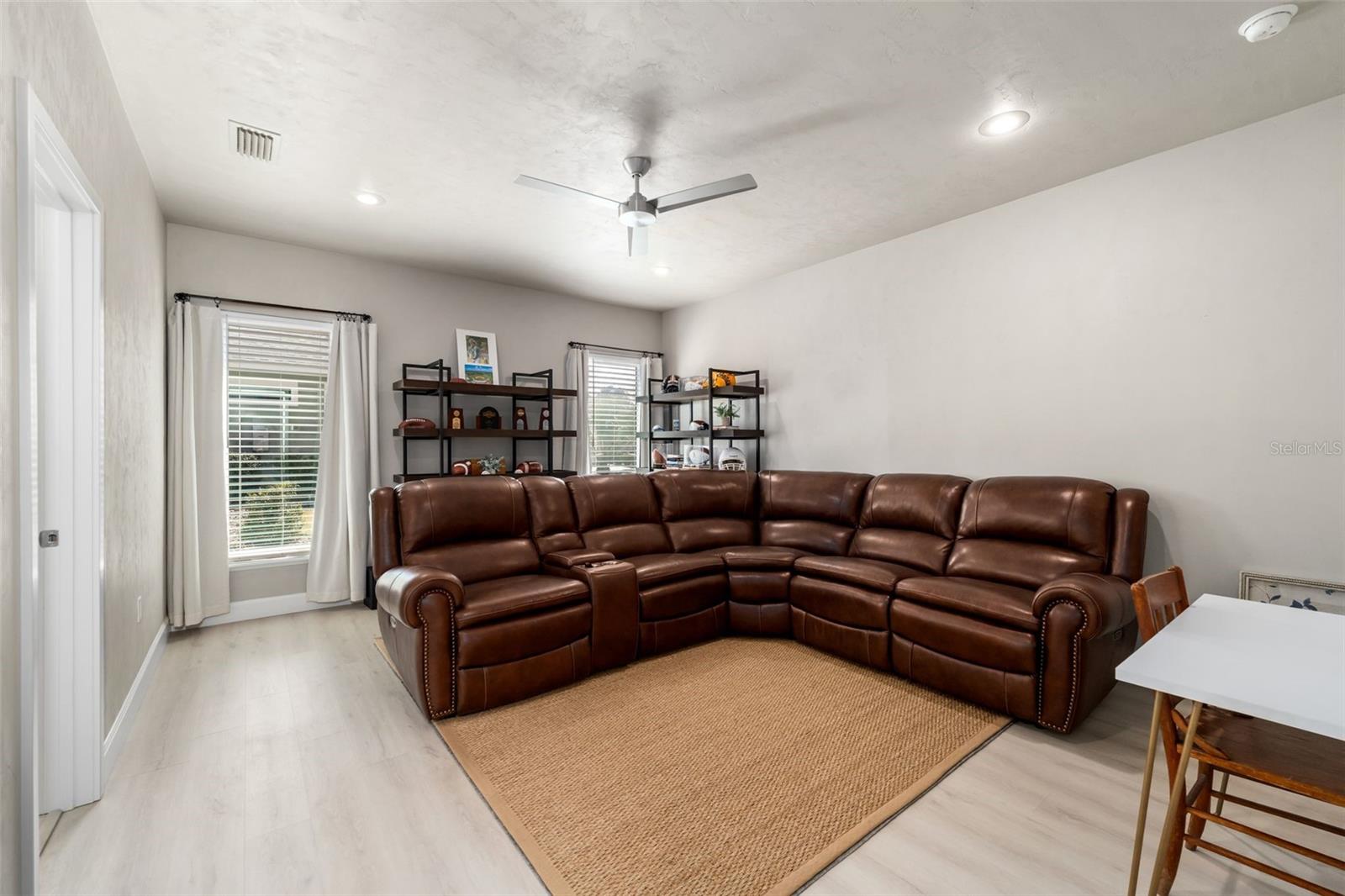 Image 26 of 55 For 3607 106th Street