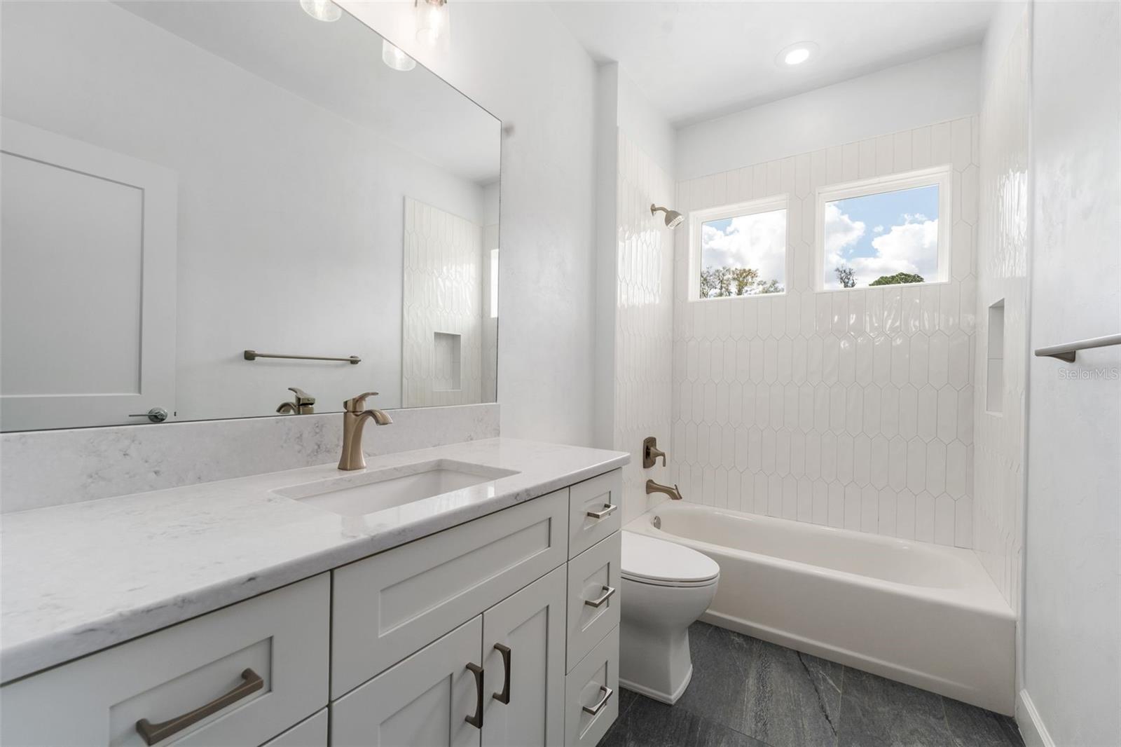 Image 37 of 55 For 3607 106th Street