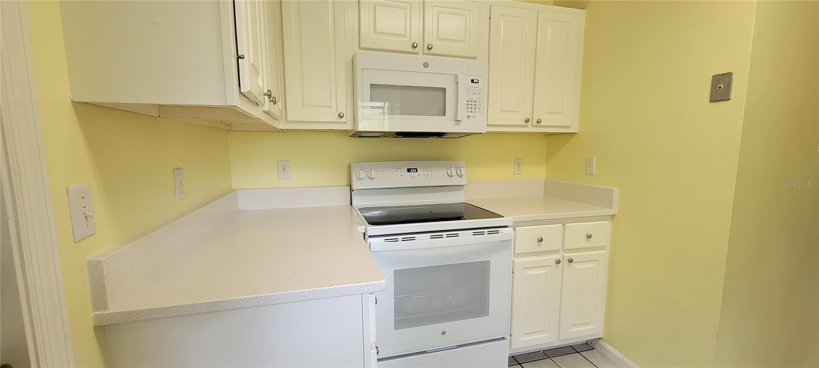 Image 4 of 26 For 5250 97th Drive