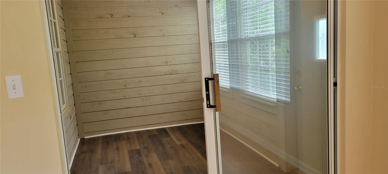 Image 6 of 26 For 5250 97th Drive