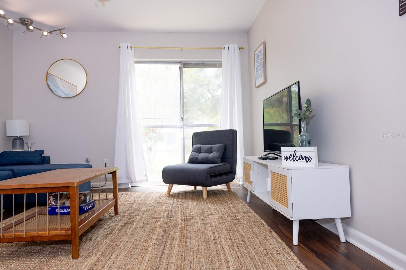 Image 4 of 15 For 1700 16th Court C5