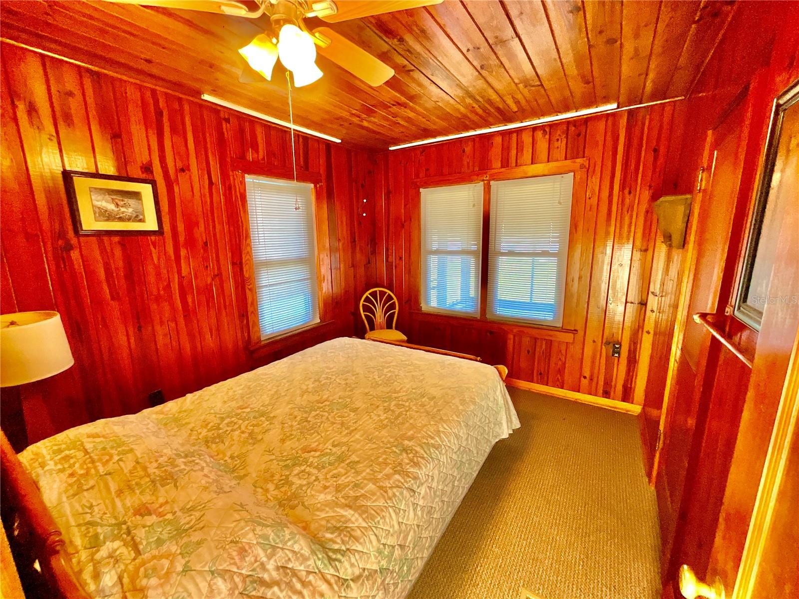 Image 15 of 54 For 106 Sunnyside Beach Road