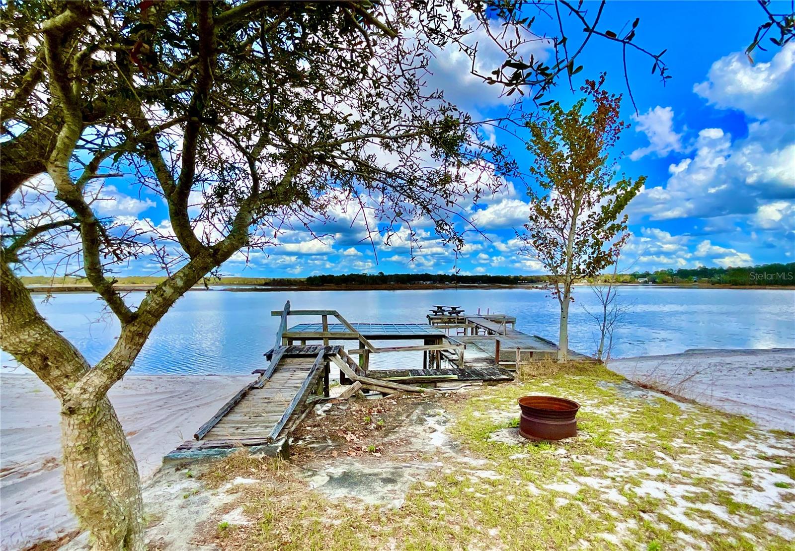 Image 31 of 54 For 106 Sunnyside Beach Road