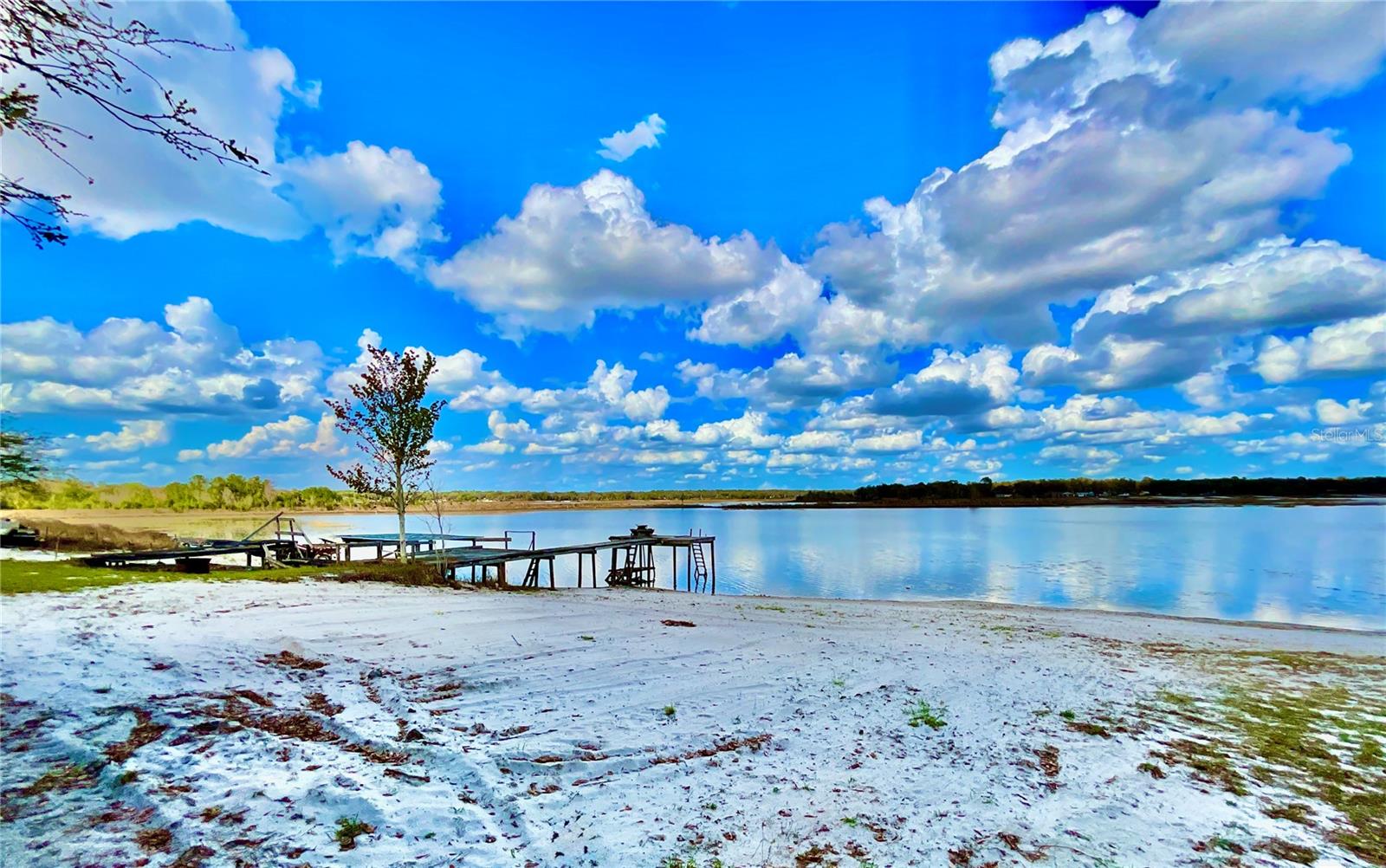 Image 34 of 54 For 106 Sunnyside Beach Road