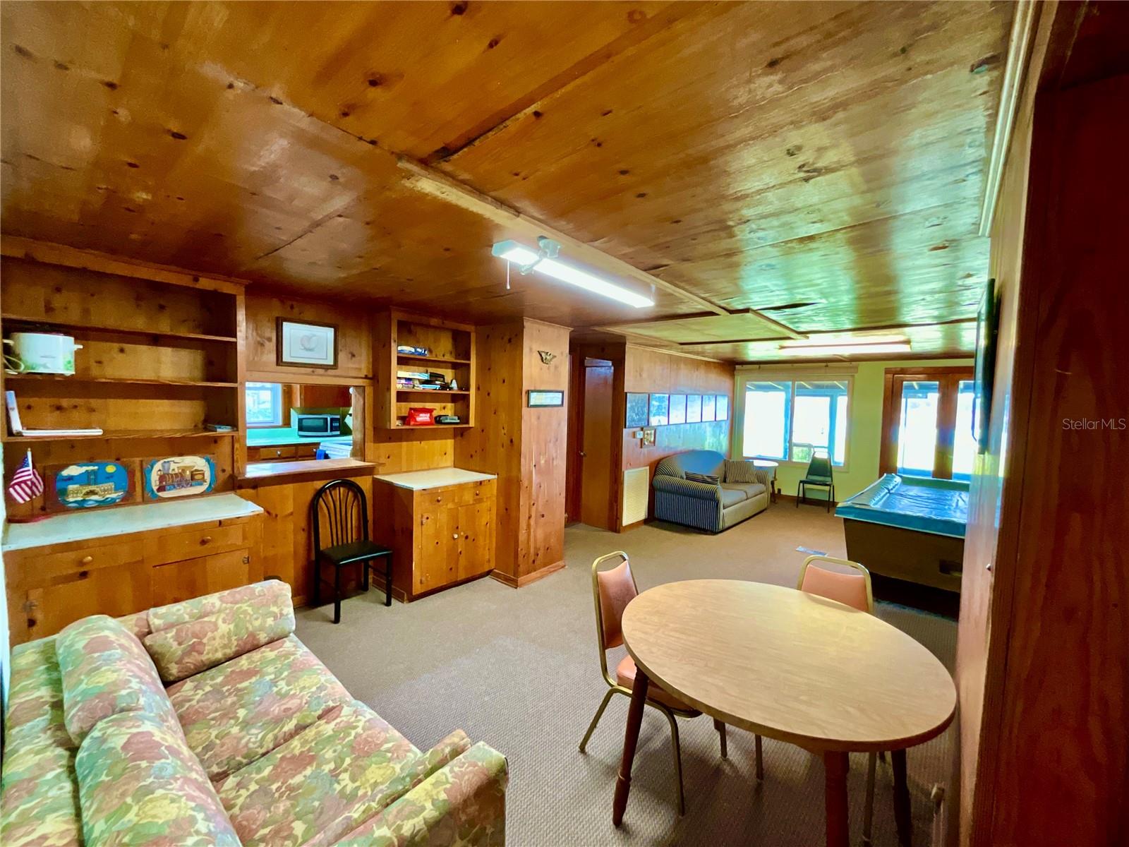 Image 6 of 54 For 106 Sunnyside Beach Road