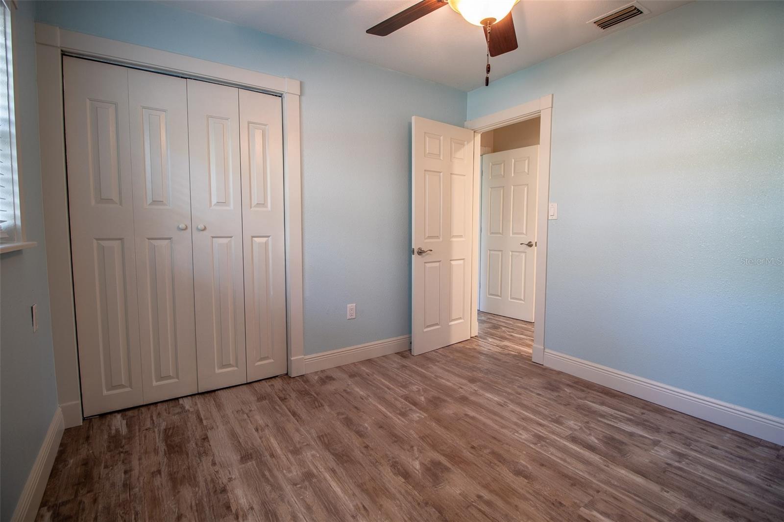 Image 17 of 41 For 4625 47th Way