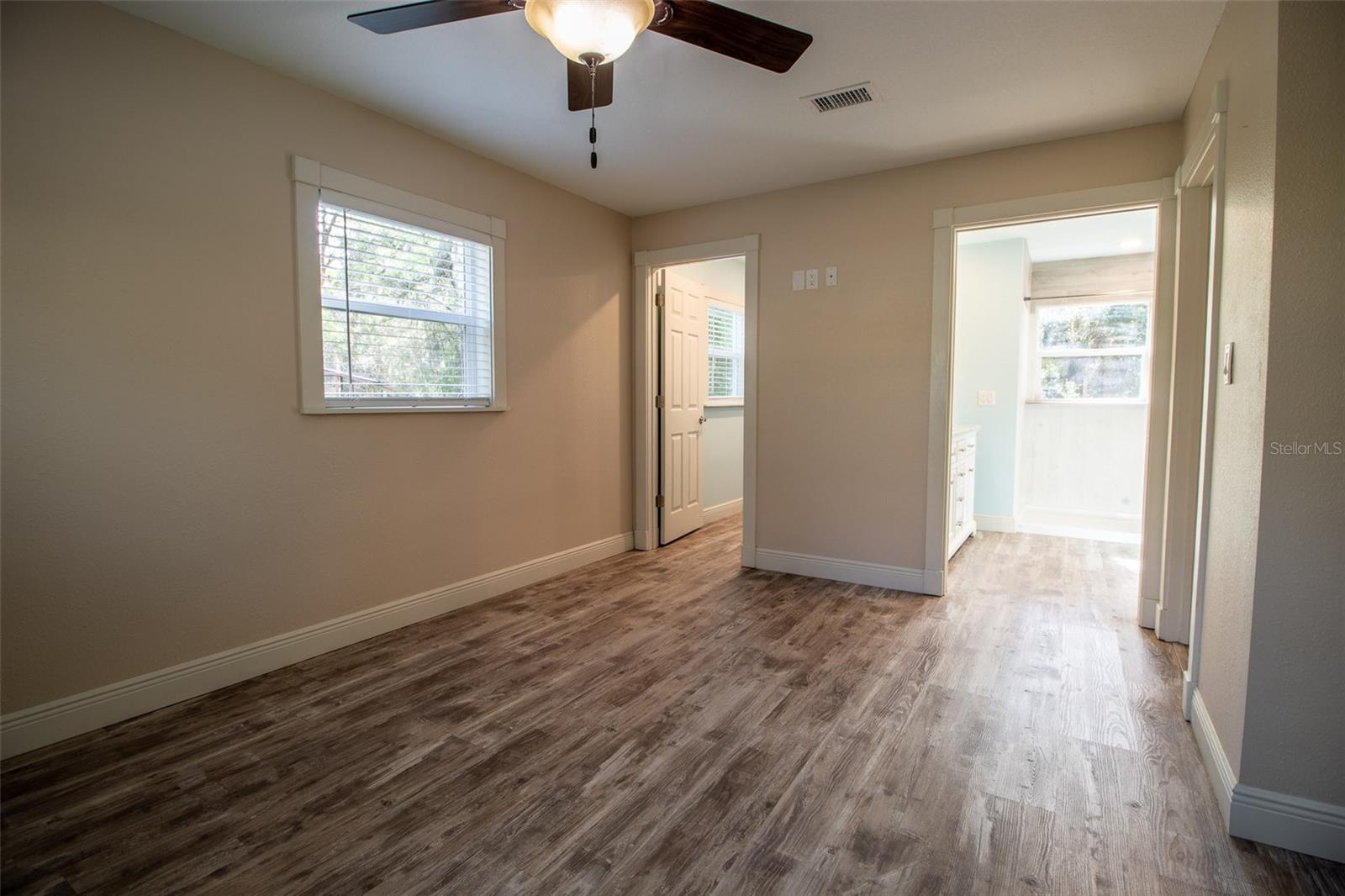 Image 19 of 41 For 4625 47th Way