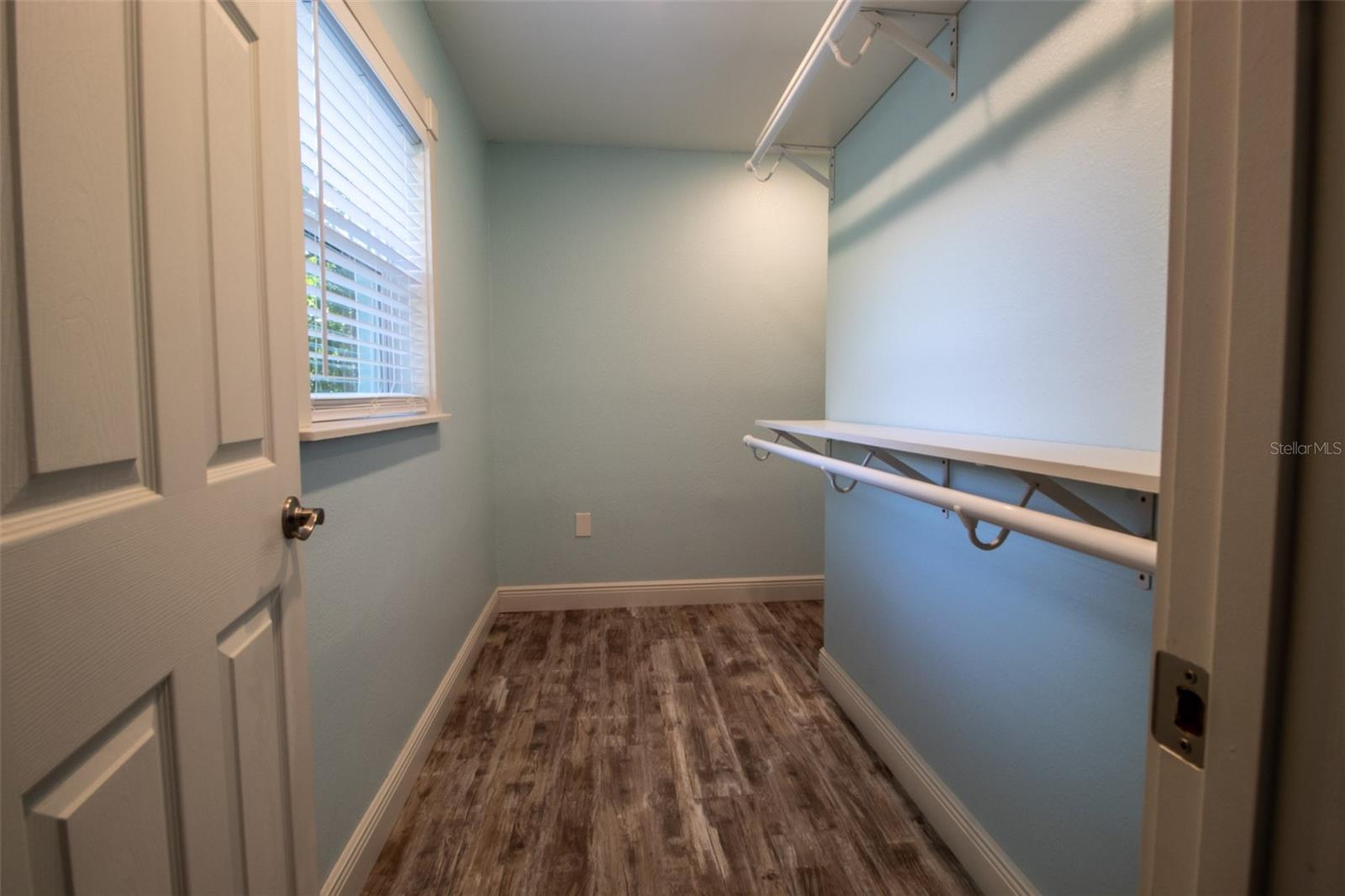 Image 21 of 41 For 4625 47th Way