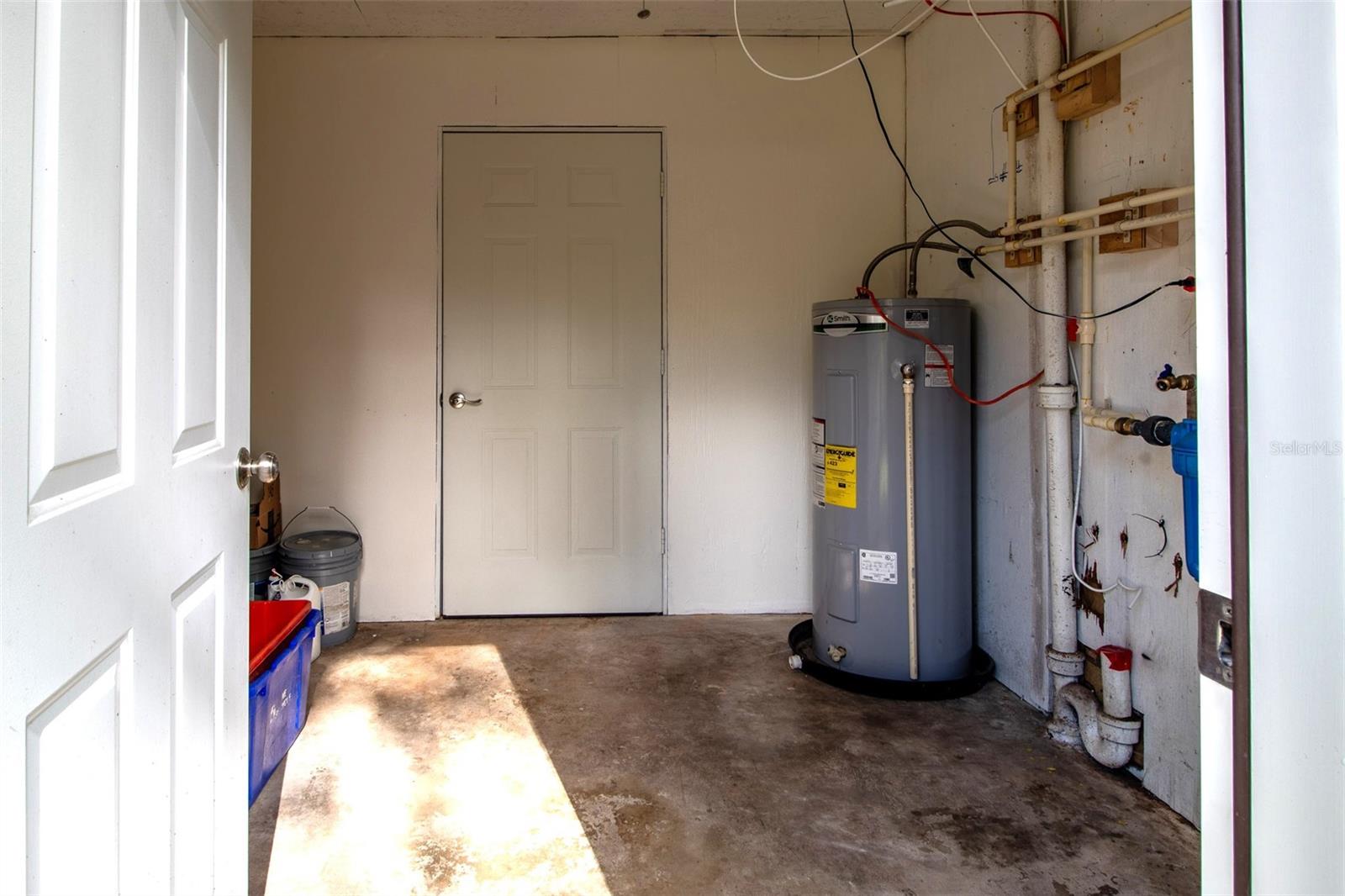 Image 25 of 41 For 4625 47th Way