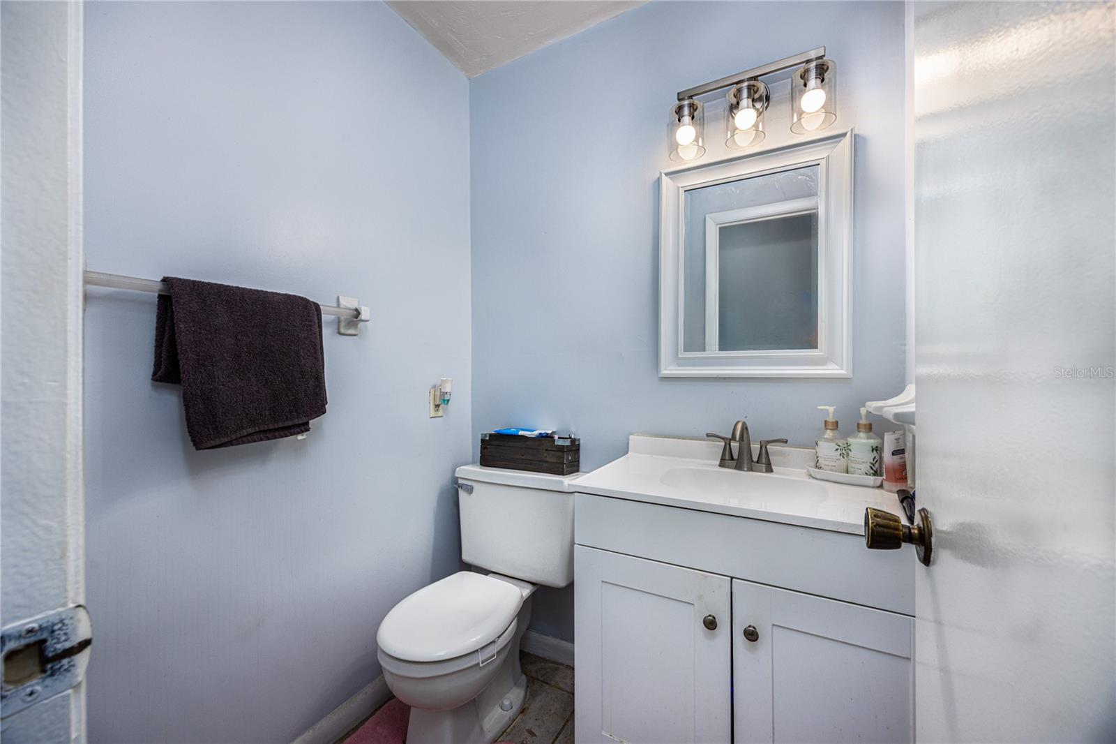 Image 15 of 35 For 2635 35th Place 501