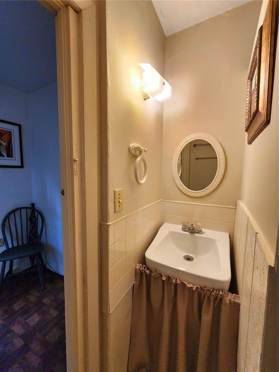 Listing photo id 19 for Address Not Provided