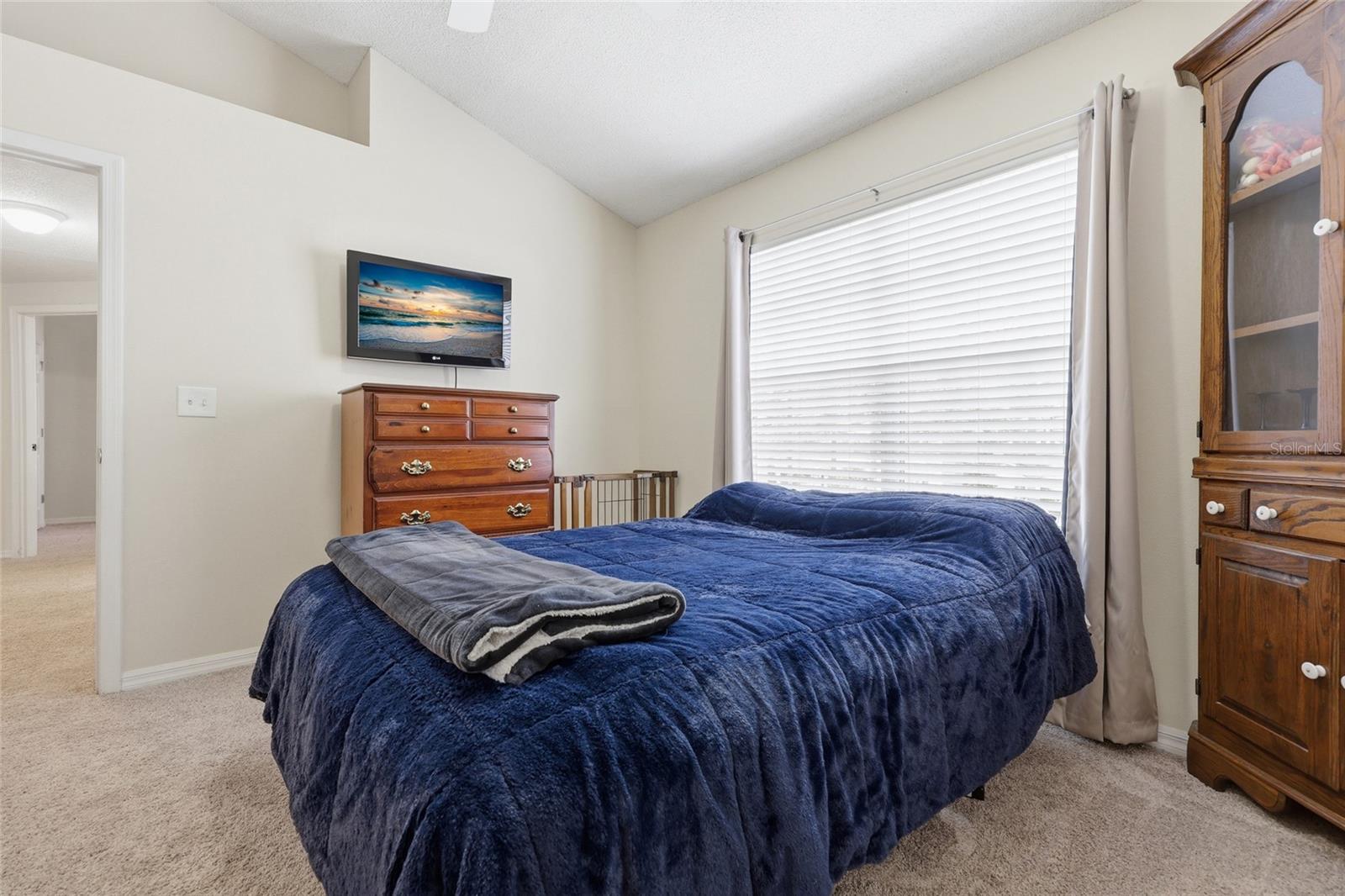 Image 17 of 38 For 10000 52nd Avenue 67