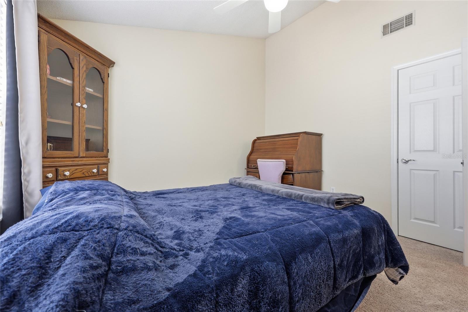 Image 18 of 38 For 10000 52nd Avenue 67