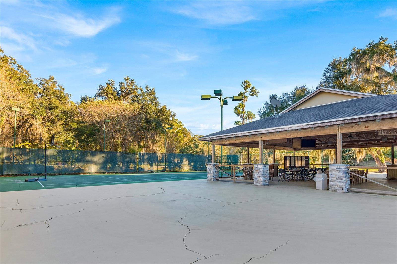 Image 33 of 38 For 10000 52nd Avenue 67