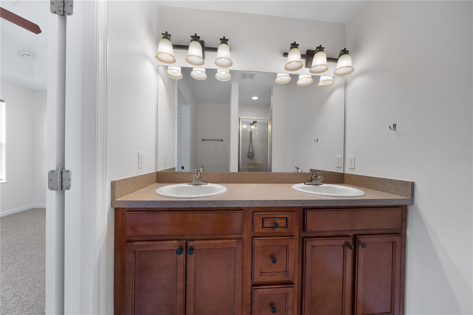 Image 14 of 36 For 15426 136th Terrace