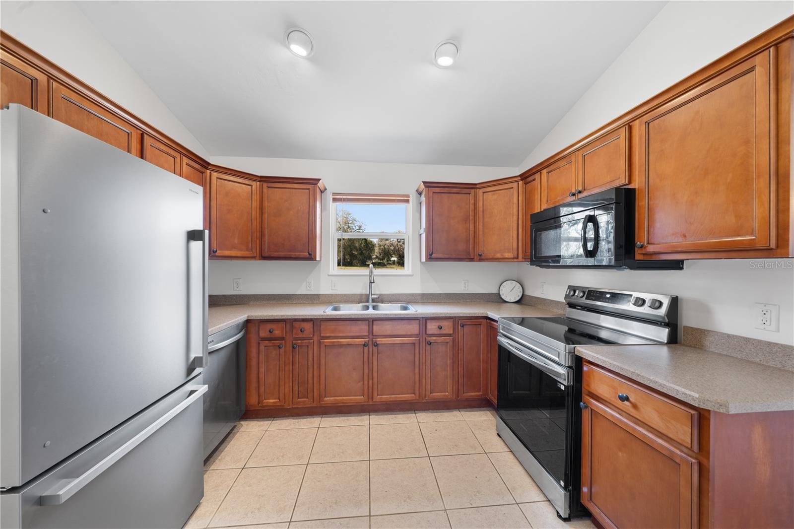 Image 7 of 36 For 15426 136th Terrace