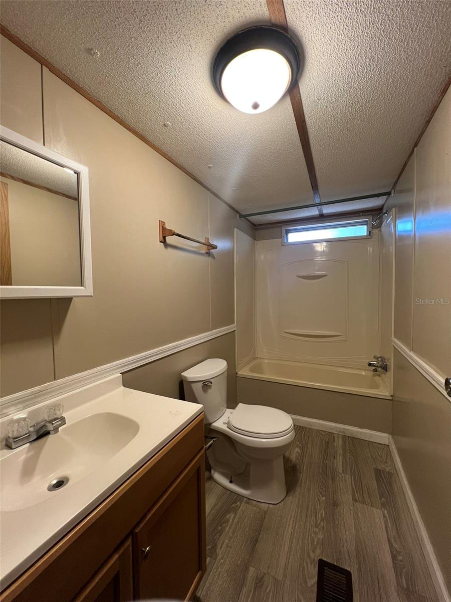 Image 13 of 15 For 25177 Us Highway 27