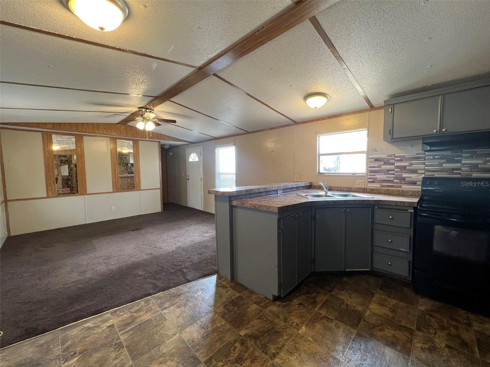 Image 3 of 15 For 25177 Us Highway 27