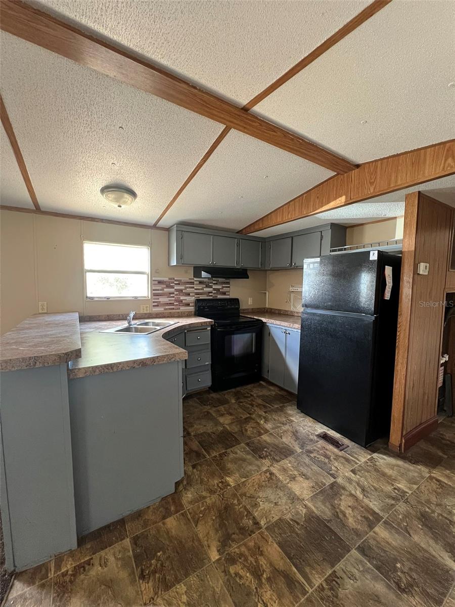 Image 5 of 15 For 25177 Us Highway 27