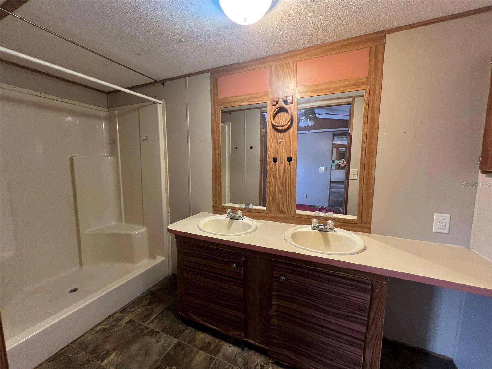 Image 9 of 15 For 25177 Us Highway 27