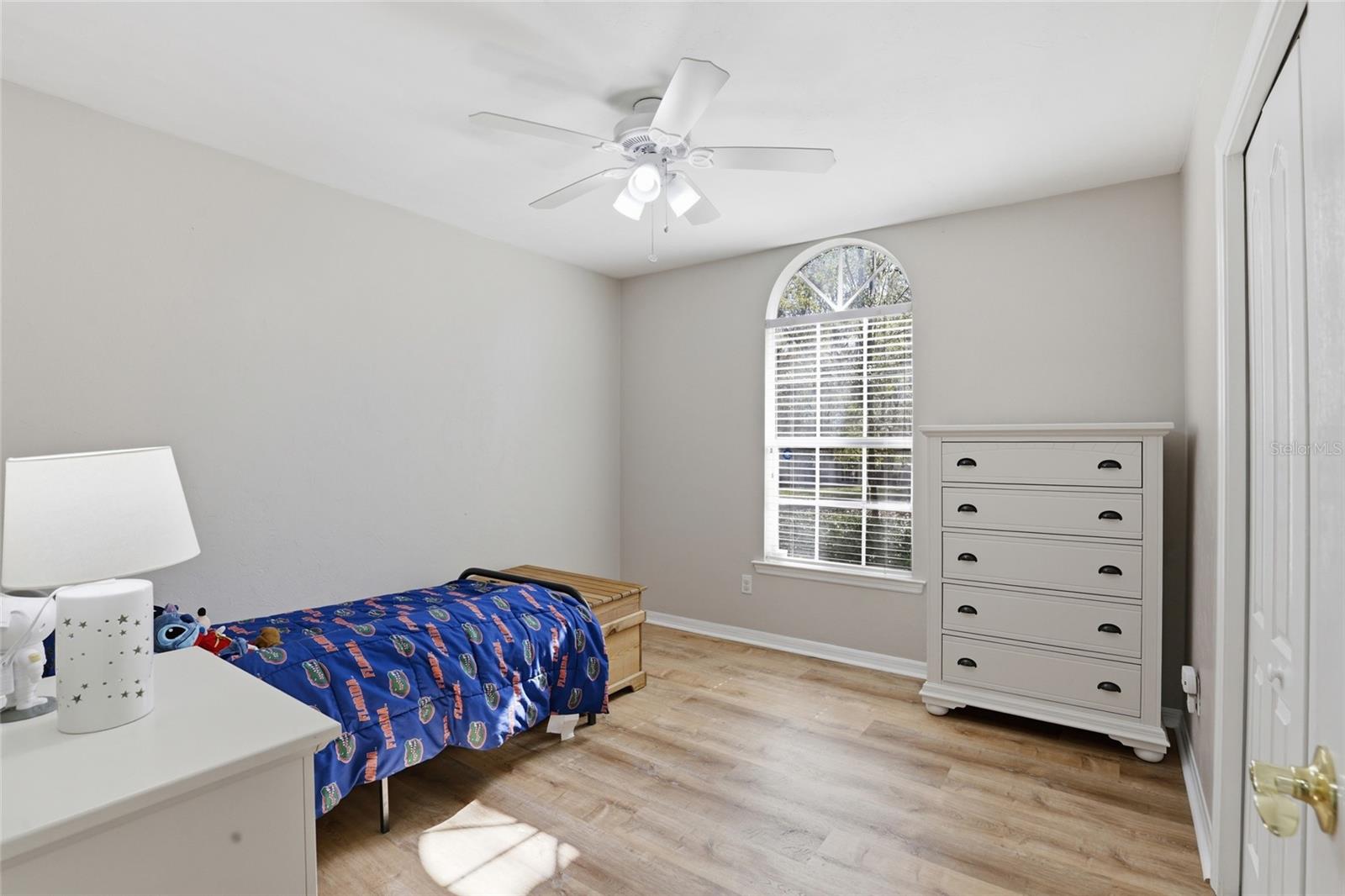 Image 18 of 42 For 1415 116th Way