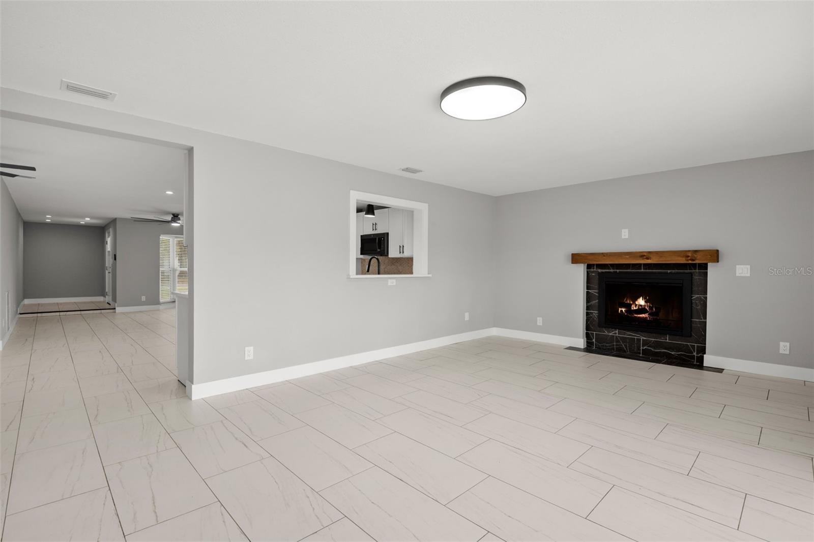 Image 11 of 25 For 12947 88th Avenue