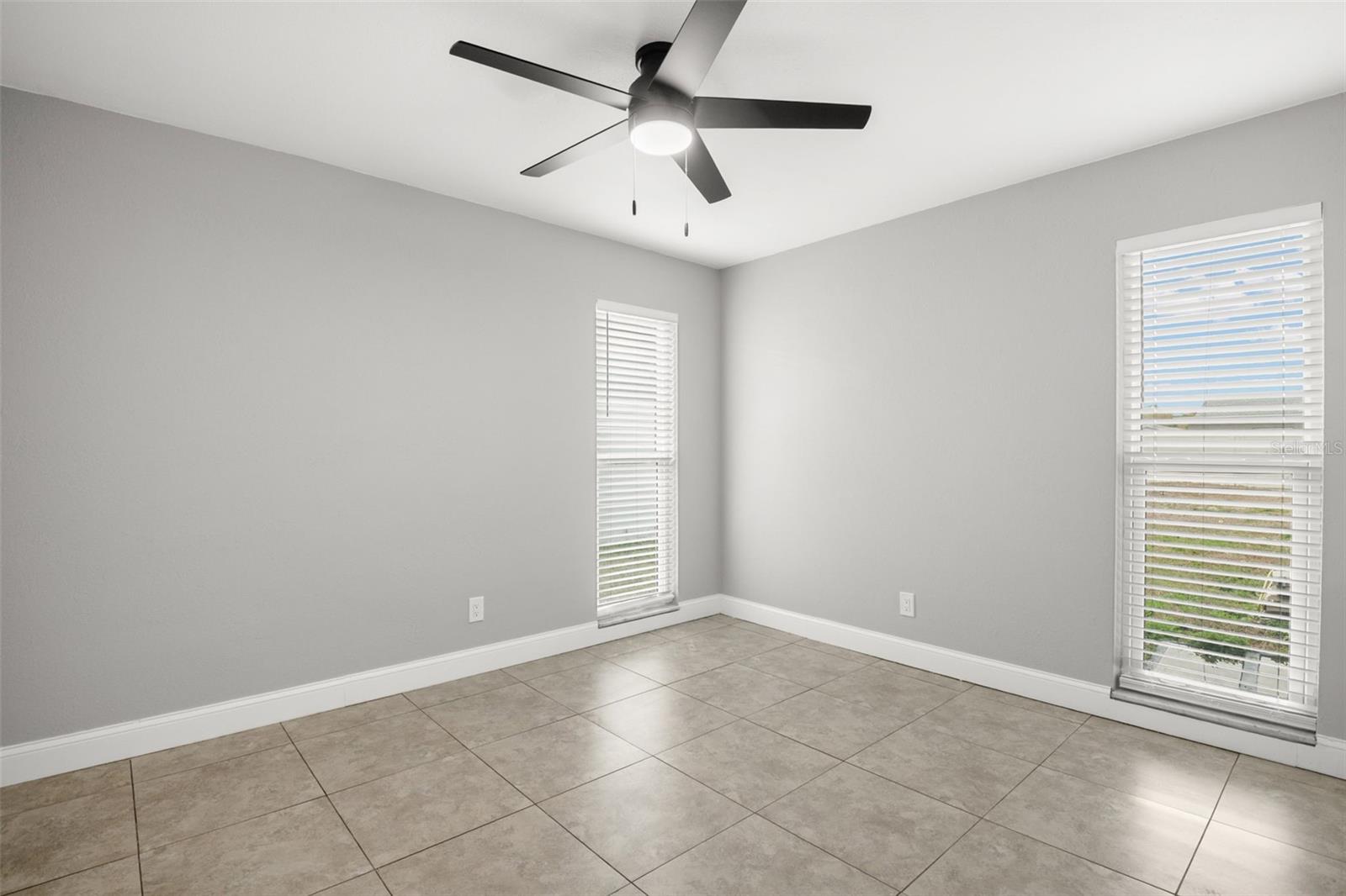 Image 15 of 25 For 12947 88th Avenue