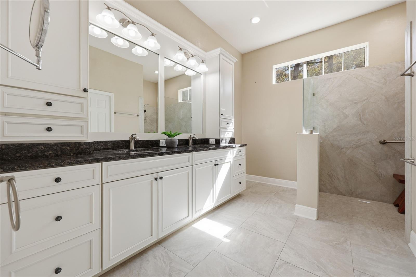 Image 31 of 62 For 10320 17th Place