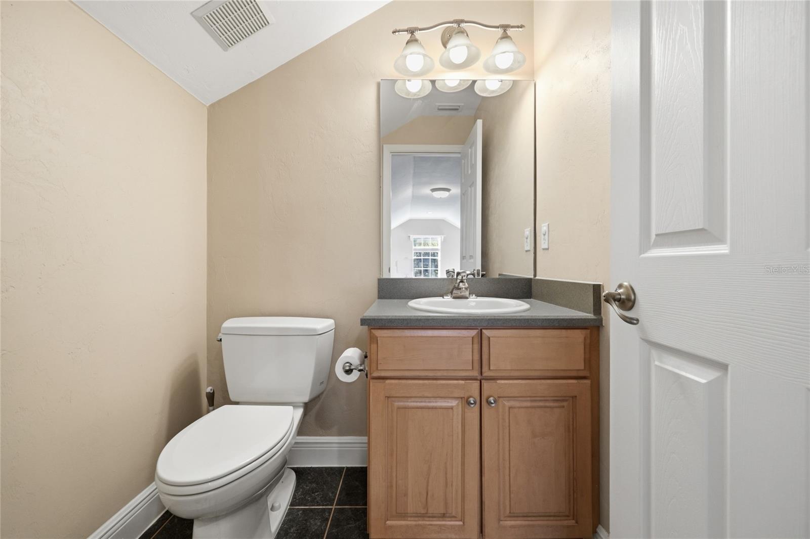 Image 43 of 62 For 10320 17th Place