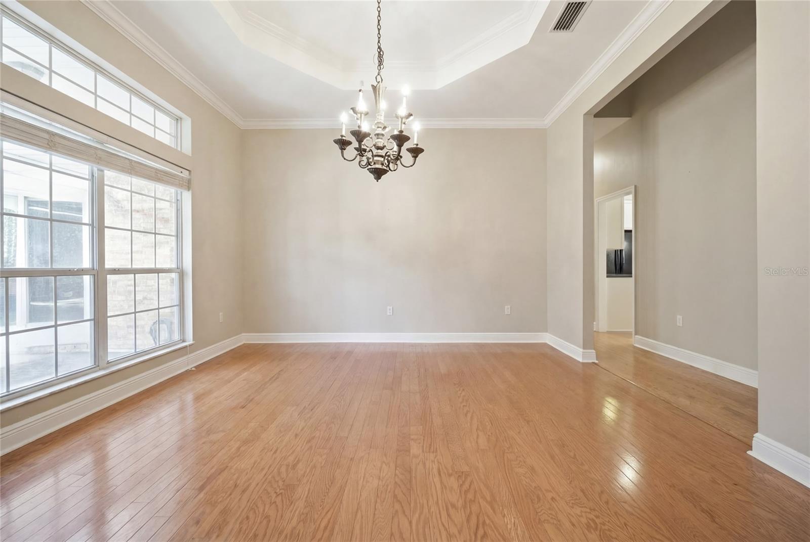 Image 8 of 62 For 10320 17th Place