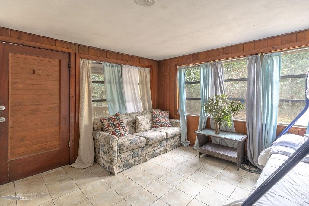 Image 6 of 13 For 1119 25th Avenue