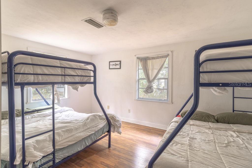 Image 8 of 13 For 1119 25th Avenue