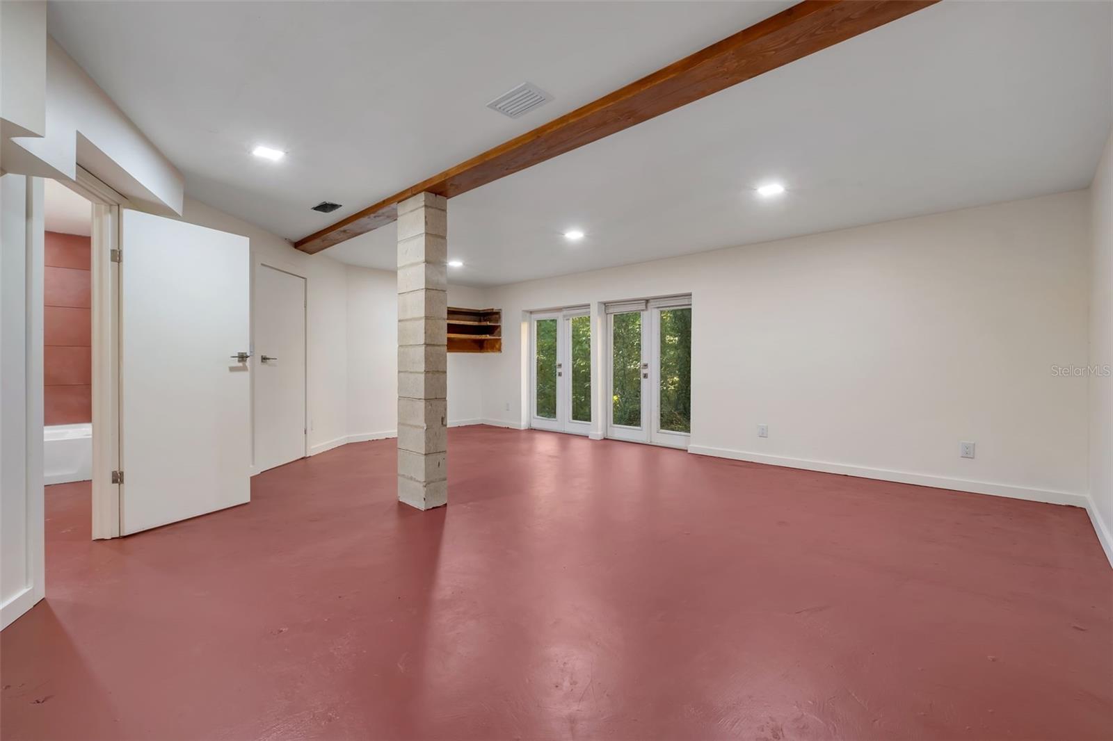 Image 37 of 54 For 2804 Glennis Court