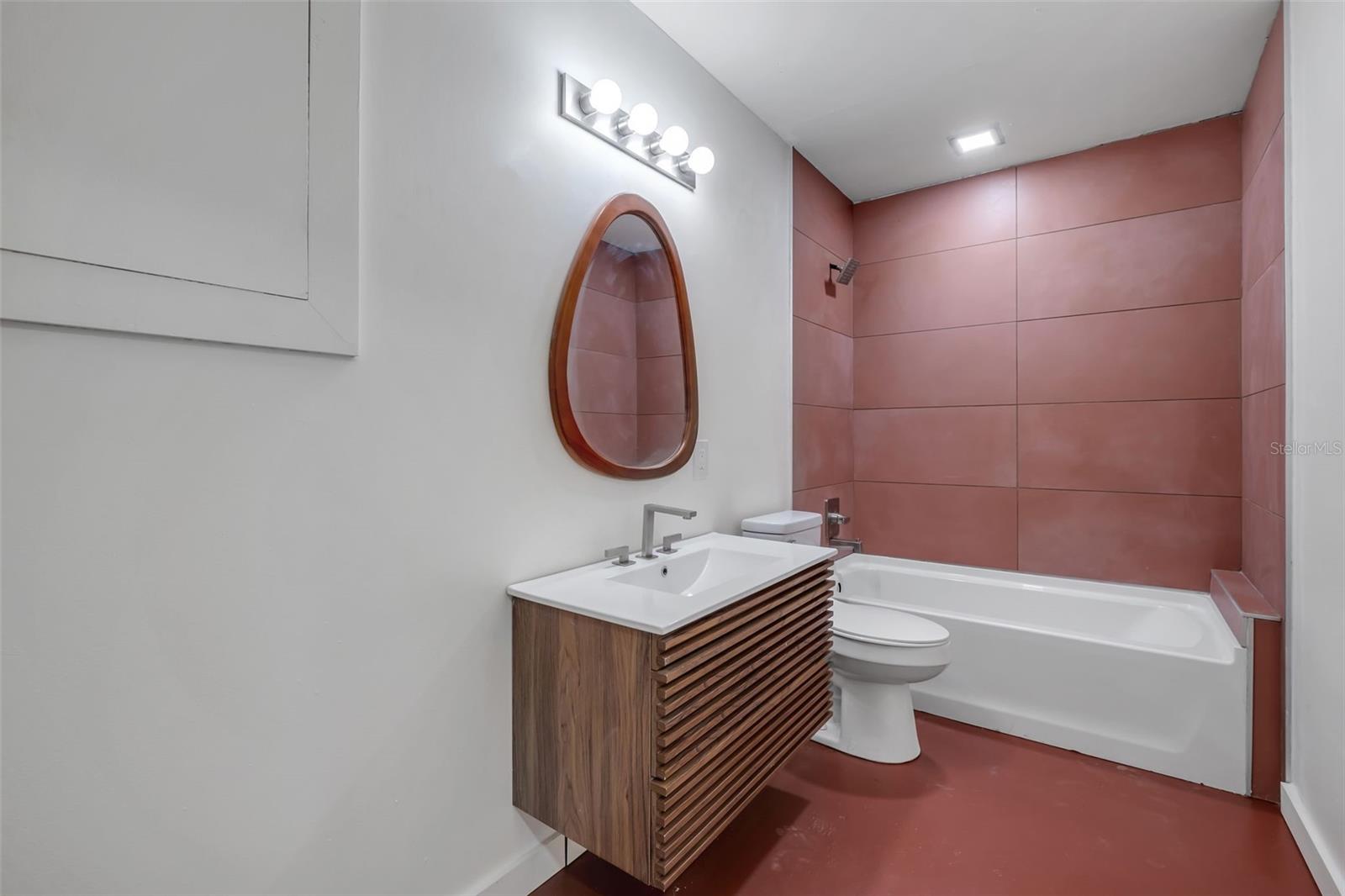 Image 40 of 54 For 2804 Glennis Court