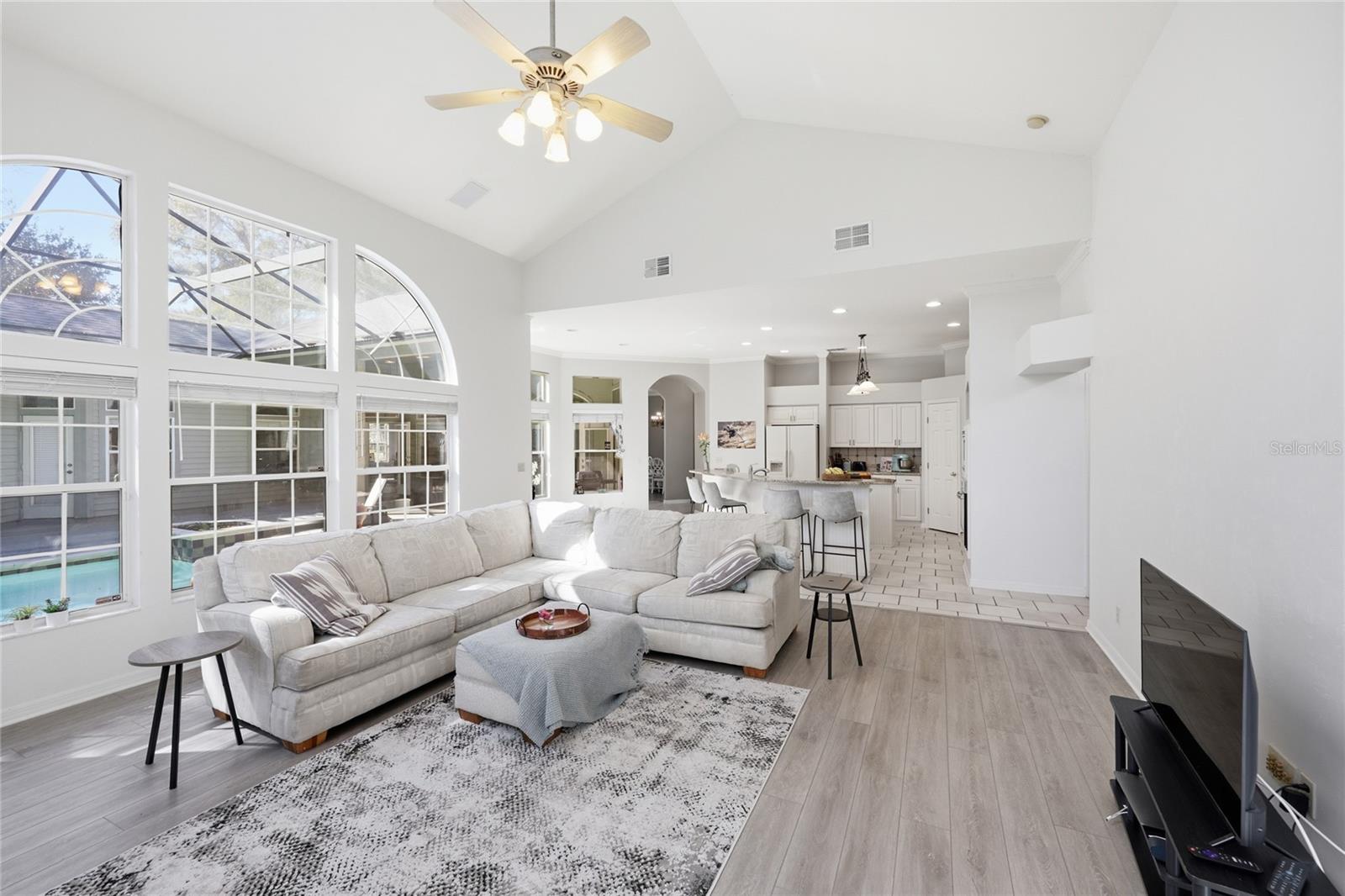 Image 16 of 57 For 9605 33rd Lane