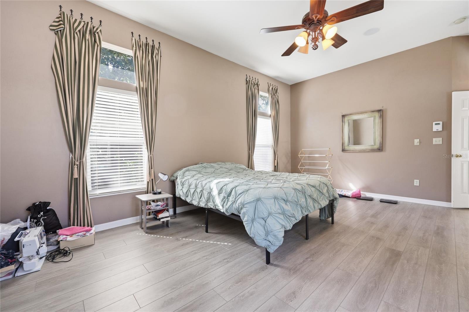 Image 23 of 57 For 9605 33rd Lane