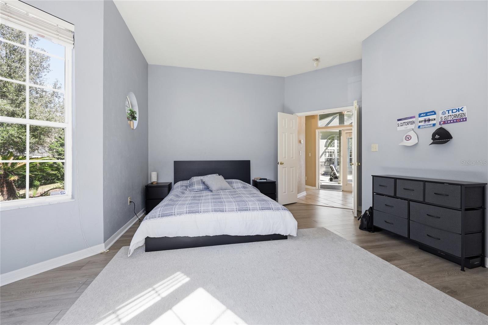 Image 30 of 57 For 9605 33rd Lane