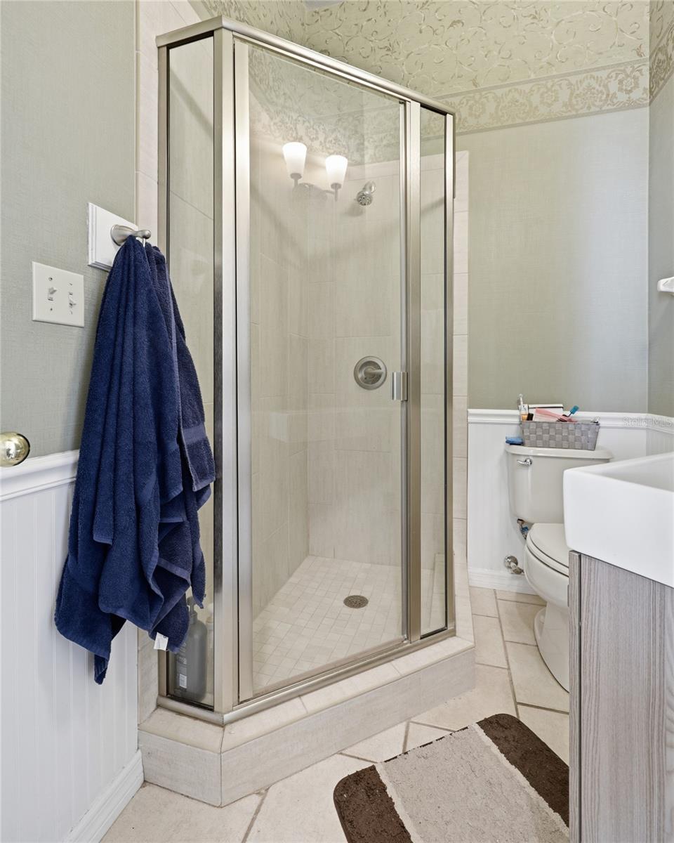 Image 32 of 57 For 9605 33rd Lane