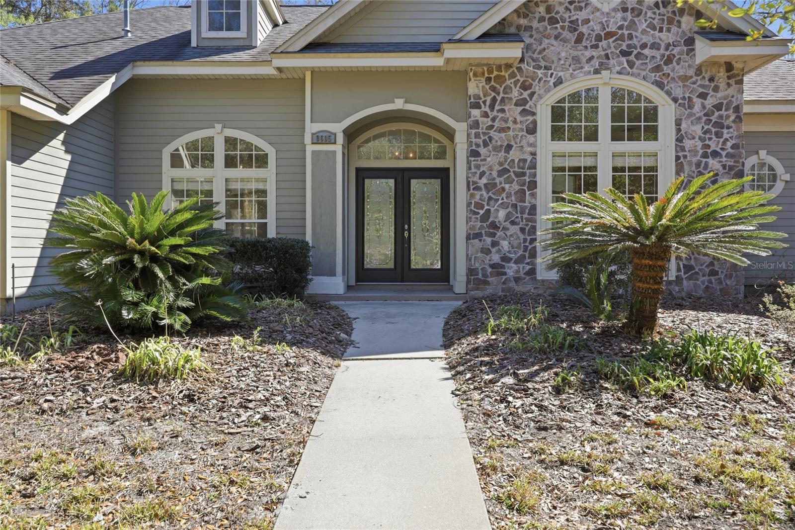 Image 5 of 57 For 9605 33rd Lane