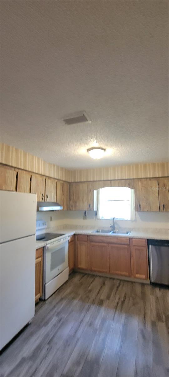 Image 5 of 31 For 4243 20th Terrace